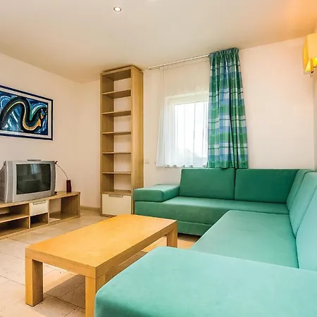 Stunning In With Sauna, 1 Bedrooms And Wifi