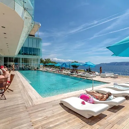 Stunning In With Sauna, 1 Bedrooms And Wifi Нови-Винодолски