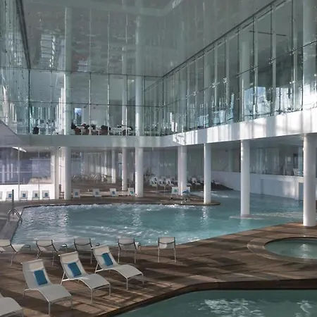 Апартаменты Stunning In With Sauna, 1 Bedrooms And Wifi *