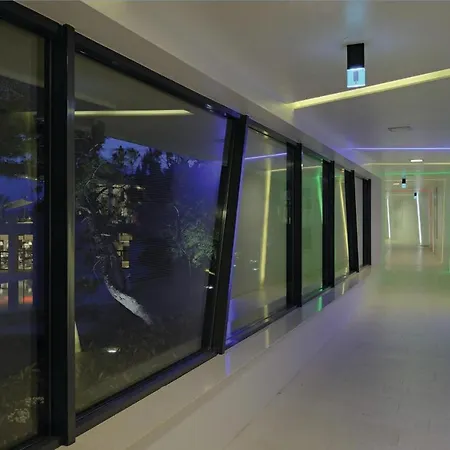 Апартаменты Stunning In With Sauna, 1 Bedrooms And Wifi *