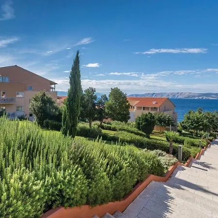 Stunning In With Sauna, 1 Bedrooms And Wifi * Нови-Винодолски